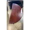 Image 2 : MAHOGANY FINISH D TABLE