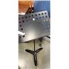 Image 2 : BLACK ADJUSTABLE MUSIC STAND