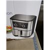 Image 2 : AS NEW INSIGNIA 4.8L AIR FRYER TESTED WORKING
