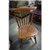 Image 8 : VILAS MAPLE DROPLEAF DINING TABLE WITH 2 CHAIRS