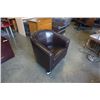 Image 2 : LEATHER LOOK BUCKET CHAIR