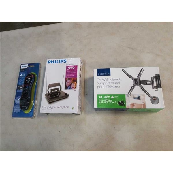 NEW OVERSTOCK 13-32 INCH FULL MOTION TV WALL MOUNT, PHILIPS PASSIVE HDTV DIGITAL ANTENNA AND 4 IN 1 