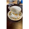 Image 2 : 5 ROYAL VALE, QUEEN ANNE AND ROYAL ALBERT CUPS AND SAUCERS