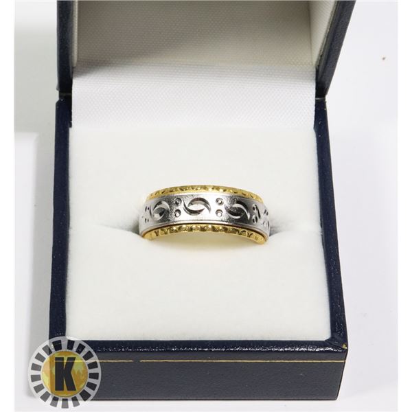 FASHION RING 7.5- STICKERED RETAIL PRICE- $220