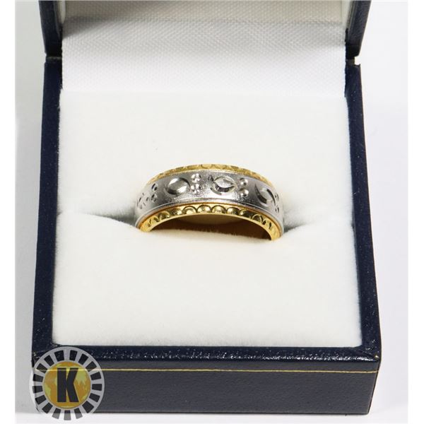 FASHION RING 7.5- STICKERED RETAIL PRICE- $220