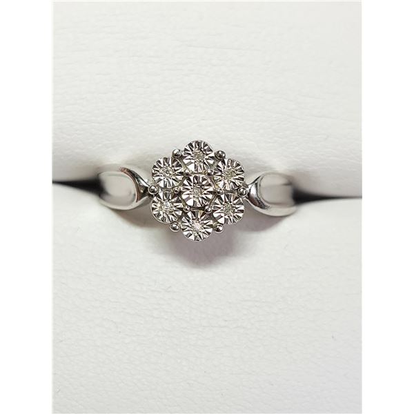 SILVER 7 DIAMONDS RING