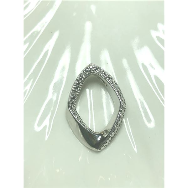 SILVER DIAMOND PENDANT