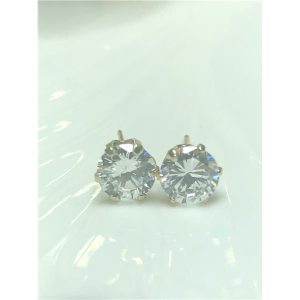 10K YELLOW GOLD CUBIC ZIRCONIA EARRINGS