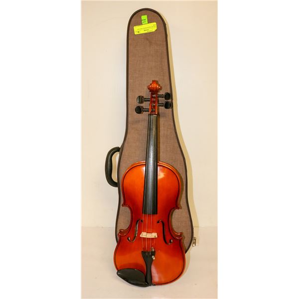 CELLINI VIOLIN WITH CASE AND BOW