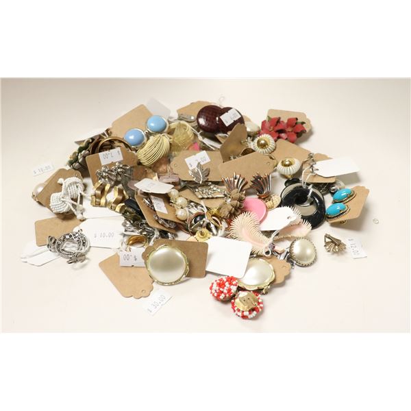 LARGE SELECTION OF VINTAGE EARRINGS MADAME RAC