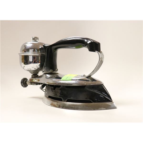 ANTIQUE COLEMAN STEAM IRON BLACK