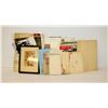 Image 1 : SELECTION OF VINTAGE PHOTOS AND LETTERS