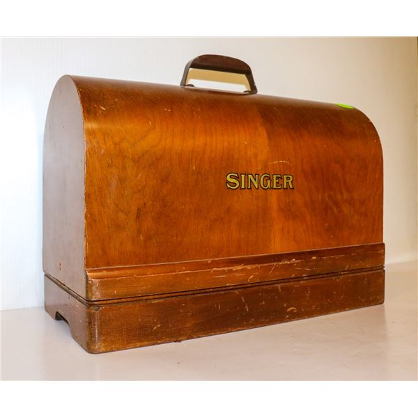 ANTIQUE SEWING MACHINE IN WOODEN CASE