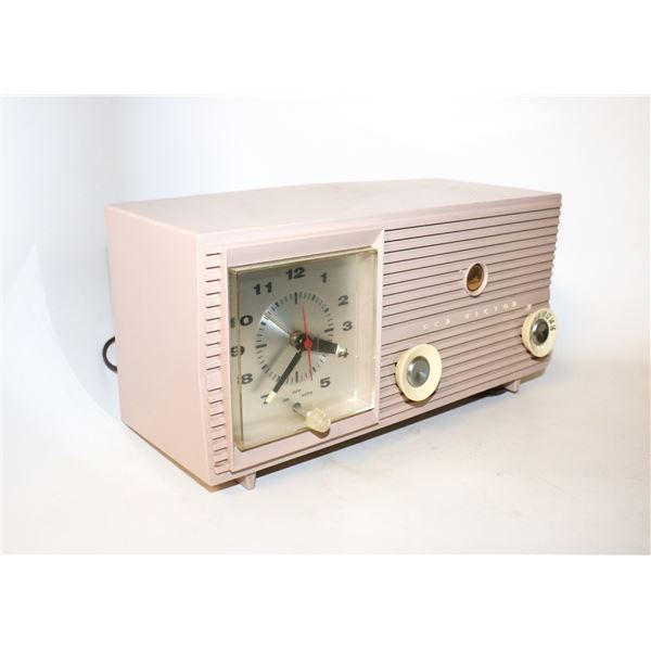 RCA VICTOR PINK PLASTIC RADIO 1950S