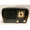 Image 2 : BAKELITE ADMIRAL TABLE TOP RADIO