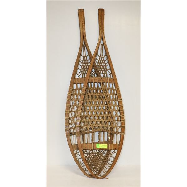 ANTIQUE SNOW SHOES CAT GUT WOVAN ANTIQUE