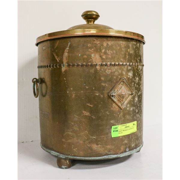 ANTIQUE PRESSED COPPER POT WITH LID