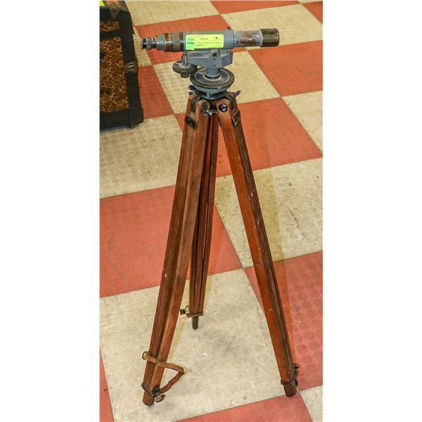ANTIQUE SURVEYORS LEVEL WITH WOODEN TRIPOD