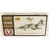 Image 1 : VINTAGE LINDBERG F104 STARFIGHTER SUPERSONIC MODEL