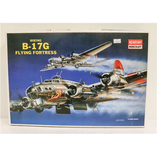 ACADEMY MINI CRAFT B17 FLYING FORTRESS CAROLINA
