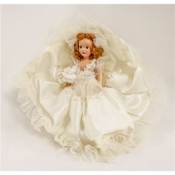 1950S MARCIE COLLECTORS DOLL IN BOX ORNATELY