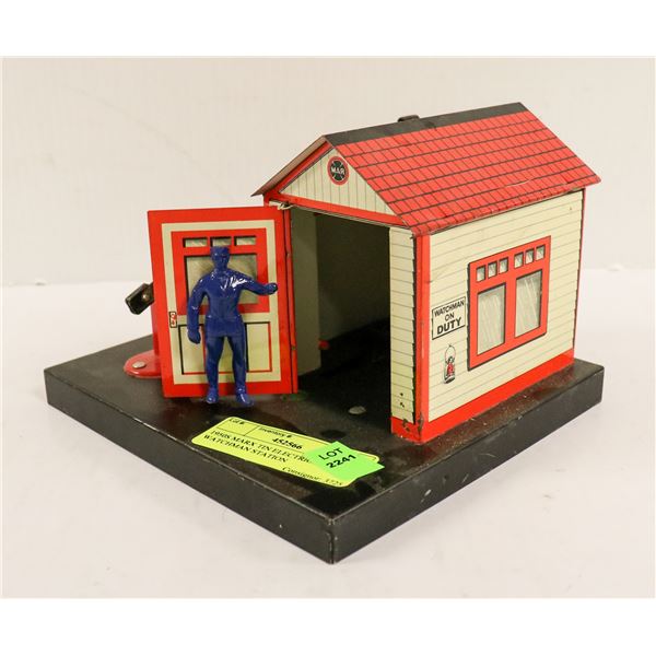 1950S MARX TIN ELECTRIC TRAIN WATCHMAN STATION