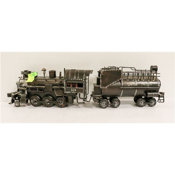 LARGE METAL STEAM TRAIN DECOR ITEM