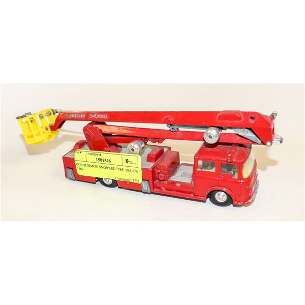 CORGI SIMON SNORKEL FIRE TRUCK 1966