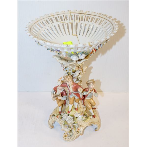 1800S ORNATE PORCELAIN MINSTREL VASE HAS HAD