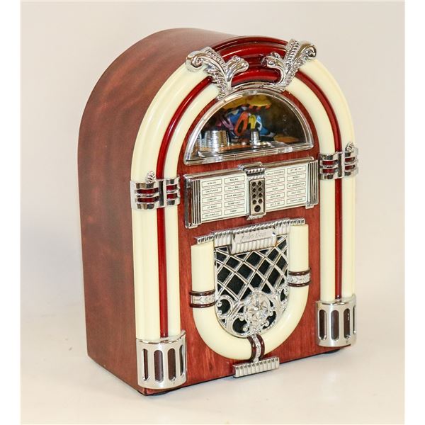 VINTAGE MINI JUKEBOX RADIO