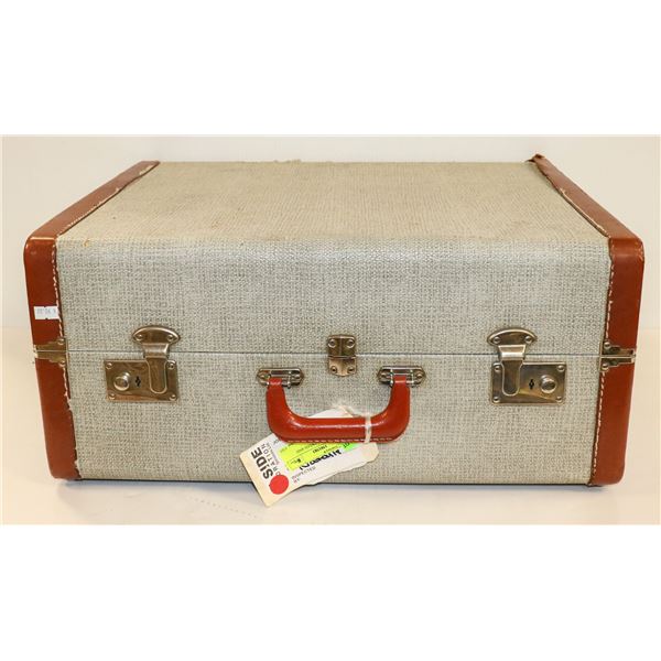 ANTIQUE LARGE TWEED AND LEATHER HARDSHELL