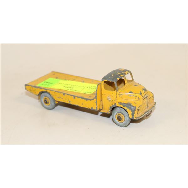 DINKY TOYS LEYLAND CEMENT TRUCK