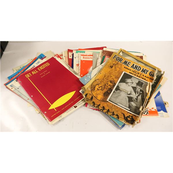 LOT OF ANTIQUE SHEET MUSIC BOOKS