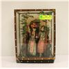 Image 1 : 1900S ASIAN DIORAMA DISPLAY IN GLASS CASE