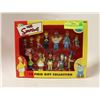 Image 1 : 12 PIECE SIMPSONS FIGURE GIFT SET