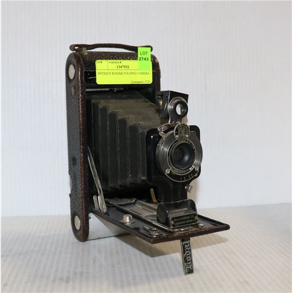 ANTIQUE KODAK FOLDING CAMERA