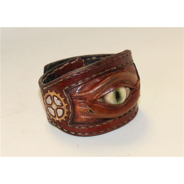 LEATHER SNAKE EYE CUFF BRACELET