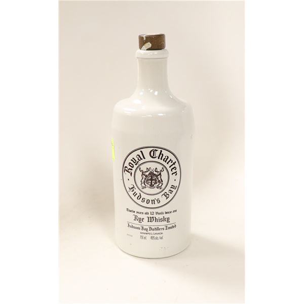 VINTAGE HUDSONS BAY RYE WHISKEY BOTTLE WITH CORK