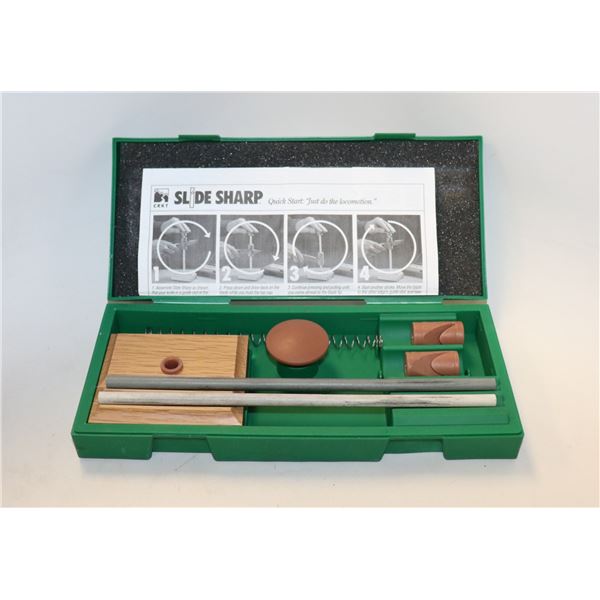 SLIDE SHARP SET FOR CUTTING FILM SLIDES IN CASE