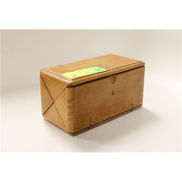 FOLDING ANTIQUE KEEPSAKE BOX