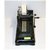 Image 1 : 1920S BURROUGHS ADDING MACHINE VISIBLE GLASS