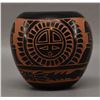 Image 1 : NATIVE AMERICAN SAN JUAN POTTERY VASE  BY TOM AND SUE TAPIA