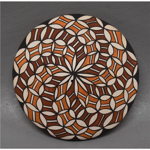 NATIVE AMERICAN ACOMA POTTERY SEED JAR BY DIANE LEWIS