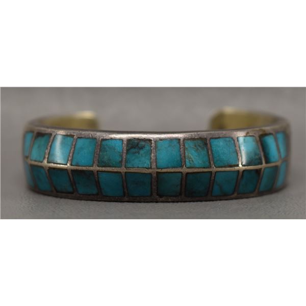 NATIVE AMERICAN ZUNI SILVER AND TURQUOISE BRACELET