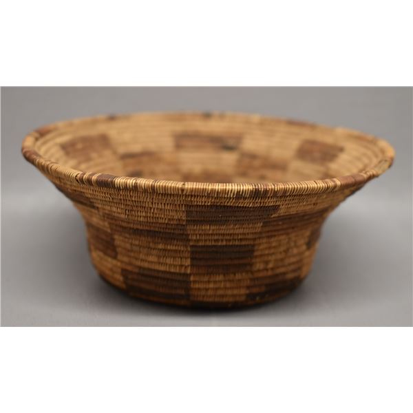 NATIVE AMERICAN POMO BASKETRY BOWL
