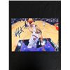 Image 1 : VINCE CARTER SIGNED 8X10 PHOTO (REAL AUTHENTIC COA)