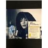 Image 2 : WHITNEY HOUSTON SIGNED 8X10 PHOTO (REAL AUTHENTIC COA)