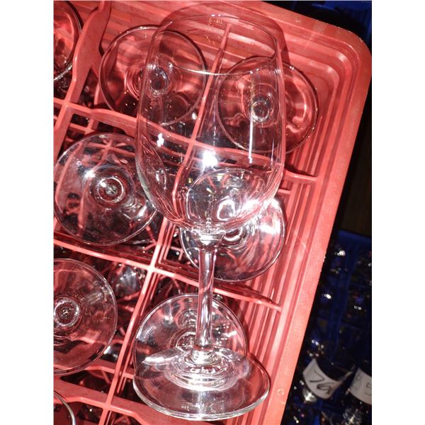 Libbey Stemware Wine Glasses, Includes Tray (x25)