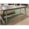 Image 2 : TABLE 72 X 30"