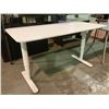 Image 2 : TESTED WORKING PNEUMATIC ADJUSTABLE TABLE 63 X 31.5